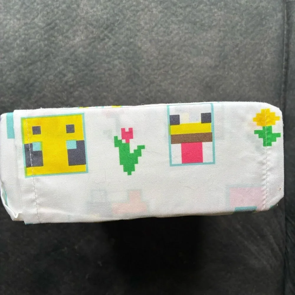 Minecraft Bee & Friendly Fox Beautiful Day Twin Sheet Set Sunnyside Up Polyester